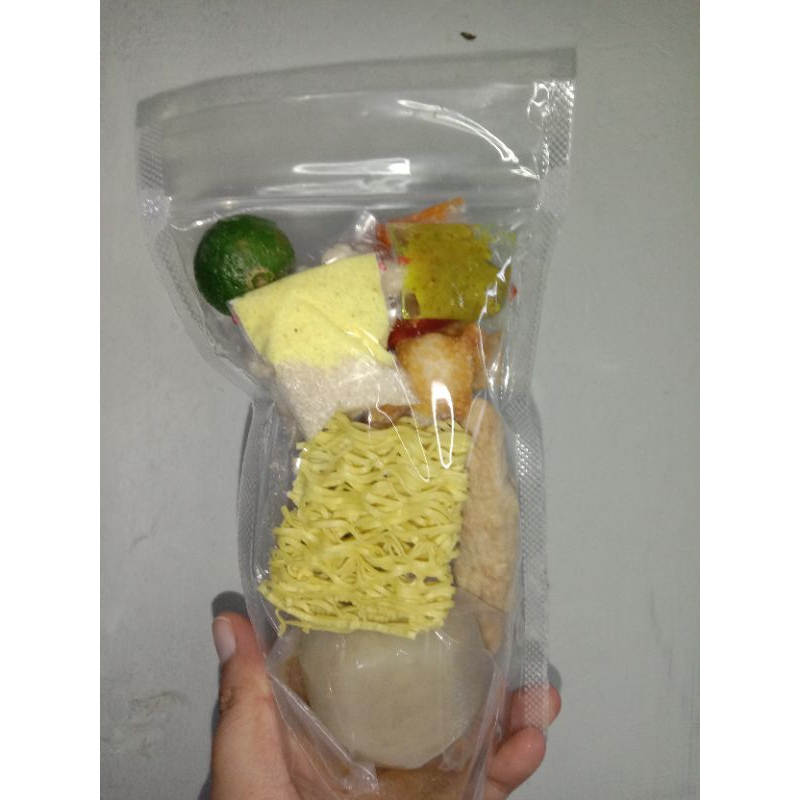 

BACI (baso aci) isi ayam suwir