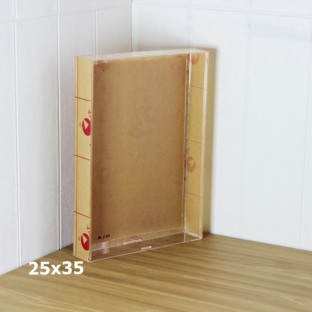 

Bingkai Akrilik untuk Mahar UK. 25x35
