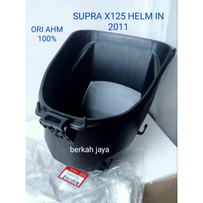 8125A-KYZ-900 BOX LUGAGE BOX BAGASI SUORA X125 HELM IN ORI AHM