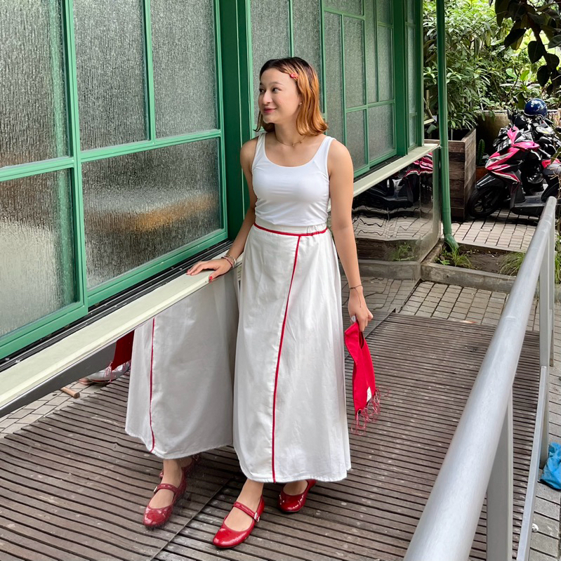 Cherry Skirt - Upropé - Rok Wanita - Rok Linen - Rok Panjang - Rok Putih Lis Merah - Bawahan Wanita
