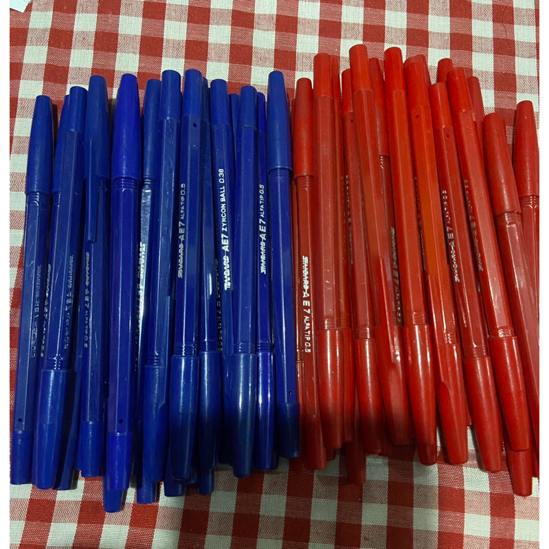 

Pen Standard AE7 0.5mm