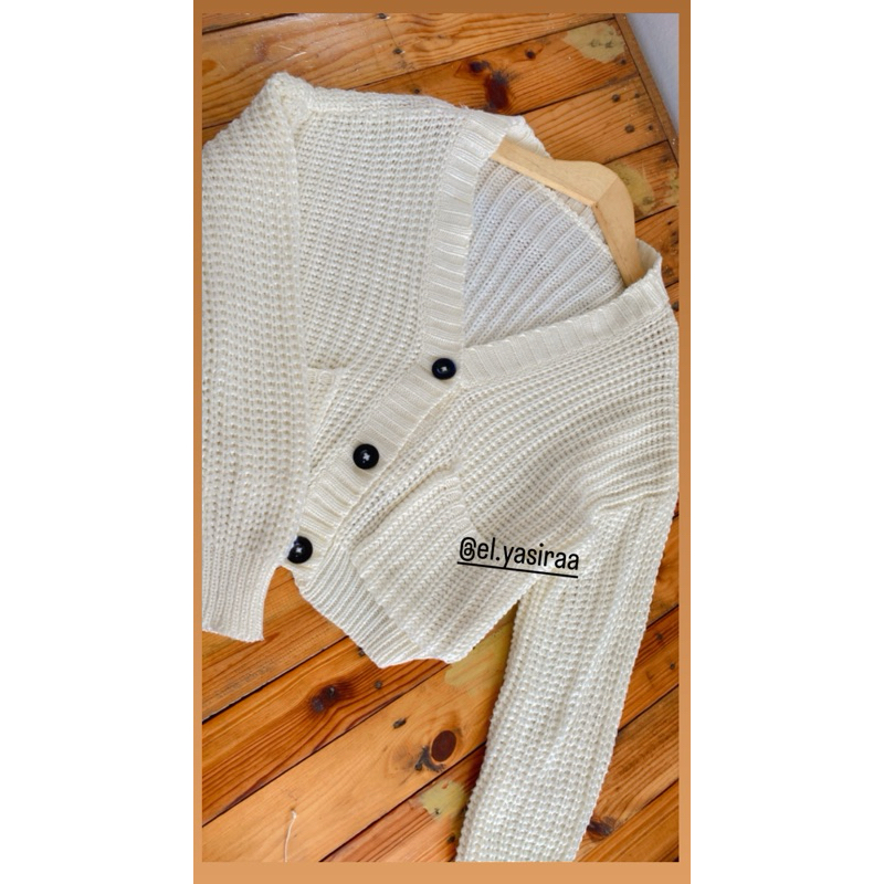 Cardigan Rajut Crop Oversize