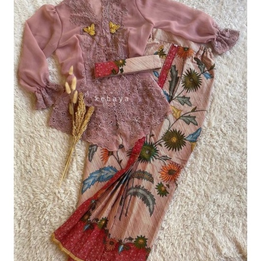 Tren Terkini KEBAYA BORDIR KEBAYA MURAH KEBAYA BALI KEBAYA MODERN KEBAYA HIJAB