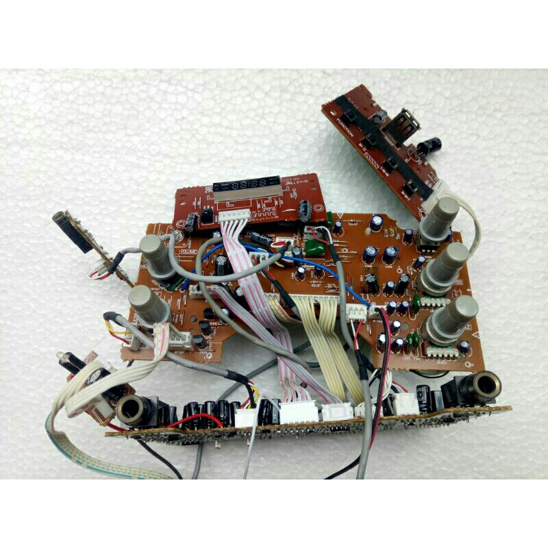 Mesin Tone Control Polytron Pas 79BU