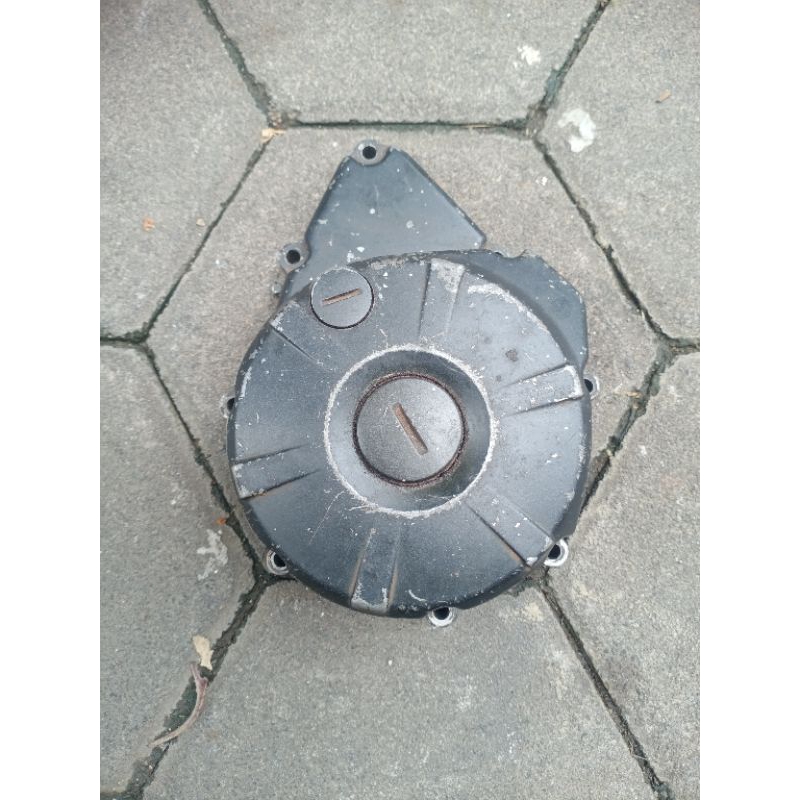 blok bak magnit kiri supra 125 helm in KYZ original