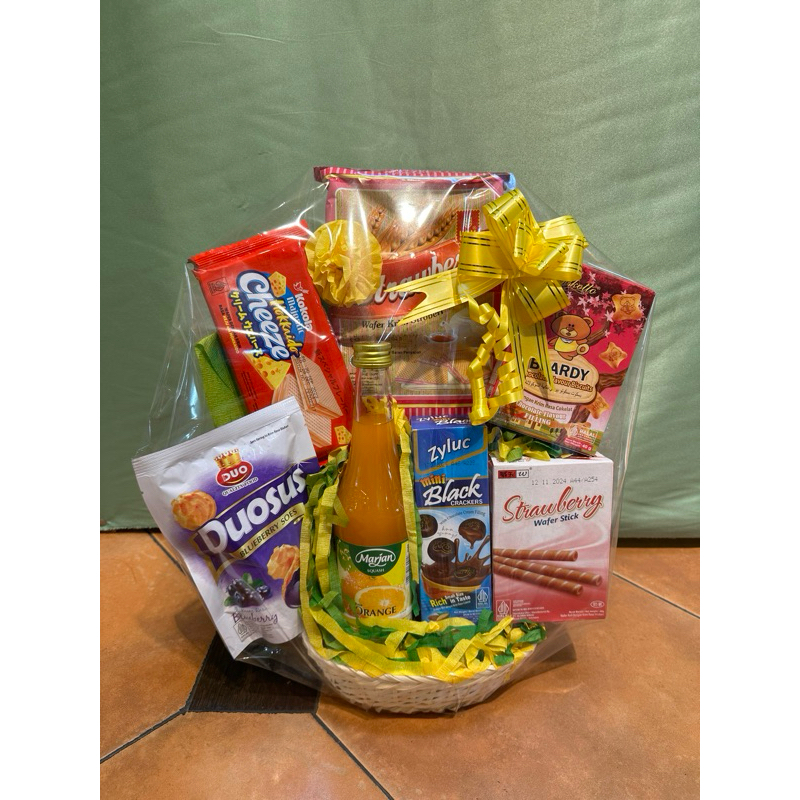 

Parcel Lebaran ukuran S