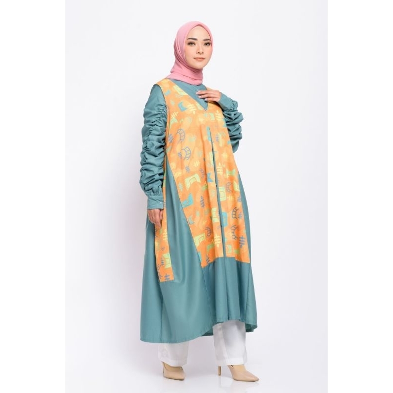 (New with tag) Zaskia Mecca ZM x Tantri Namirah - Jacie Orange Overall Edisi Padang