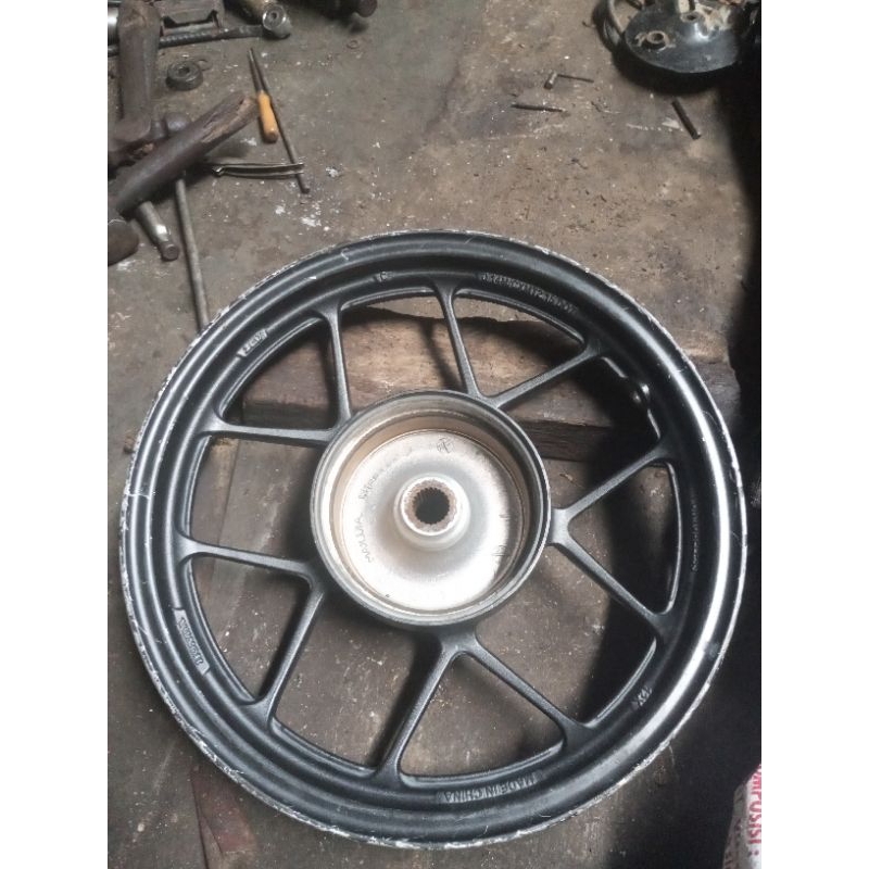 velg racing belakang ori vario 125/150 led