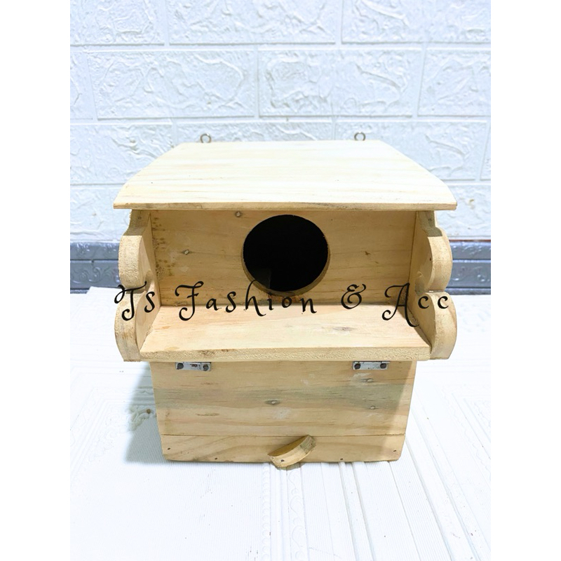 Glodok kayu besar untuk burung love bird