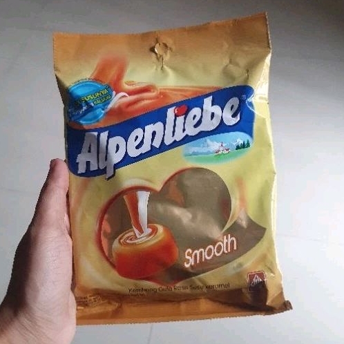 

ALPENLIEBE Permen Smooth & Creamy KARAMEL / STROBERI ( 50 butir ).