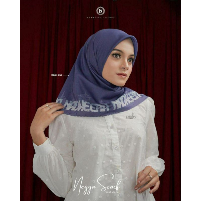 Hijab Segiempat  Neyya by Nadheera Luxury