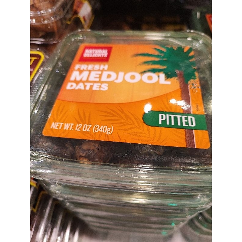 

Fresh Medjool Dates