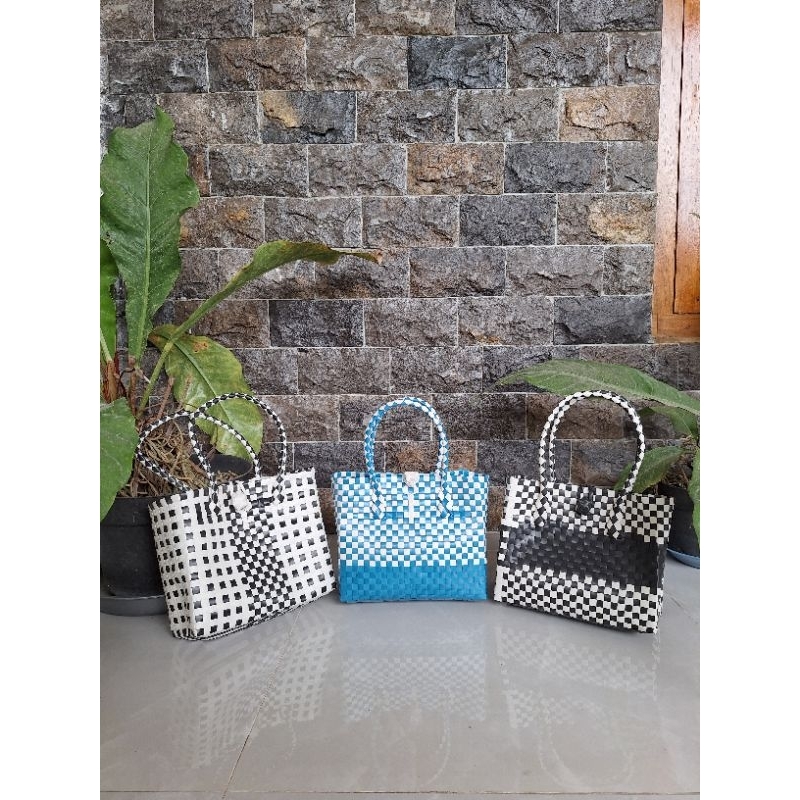 Tas anyaman plastik tamtih s (kecil)/tas anyaman plastik/tas belanja/tas souvenir