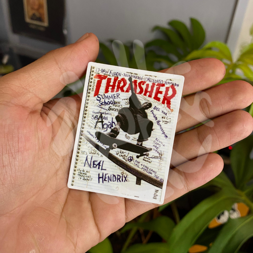 

stiker thrasher / sticker aesthetic / sticker tumblr / stiker premium / stiker hp / stiker laptop / stiker helm / stiker tahan air