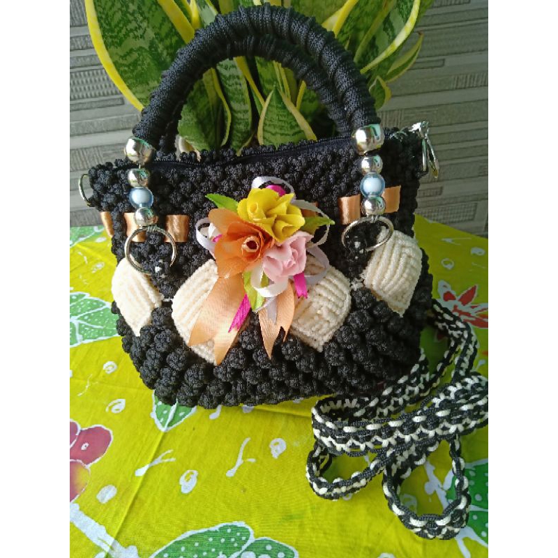 Tas rajut talikur mewah dengan hendl cantik