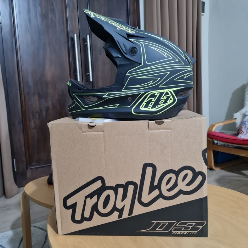 Helm fullface TLD D3 fiberlite troy lee design