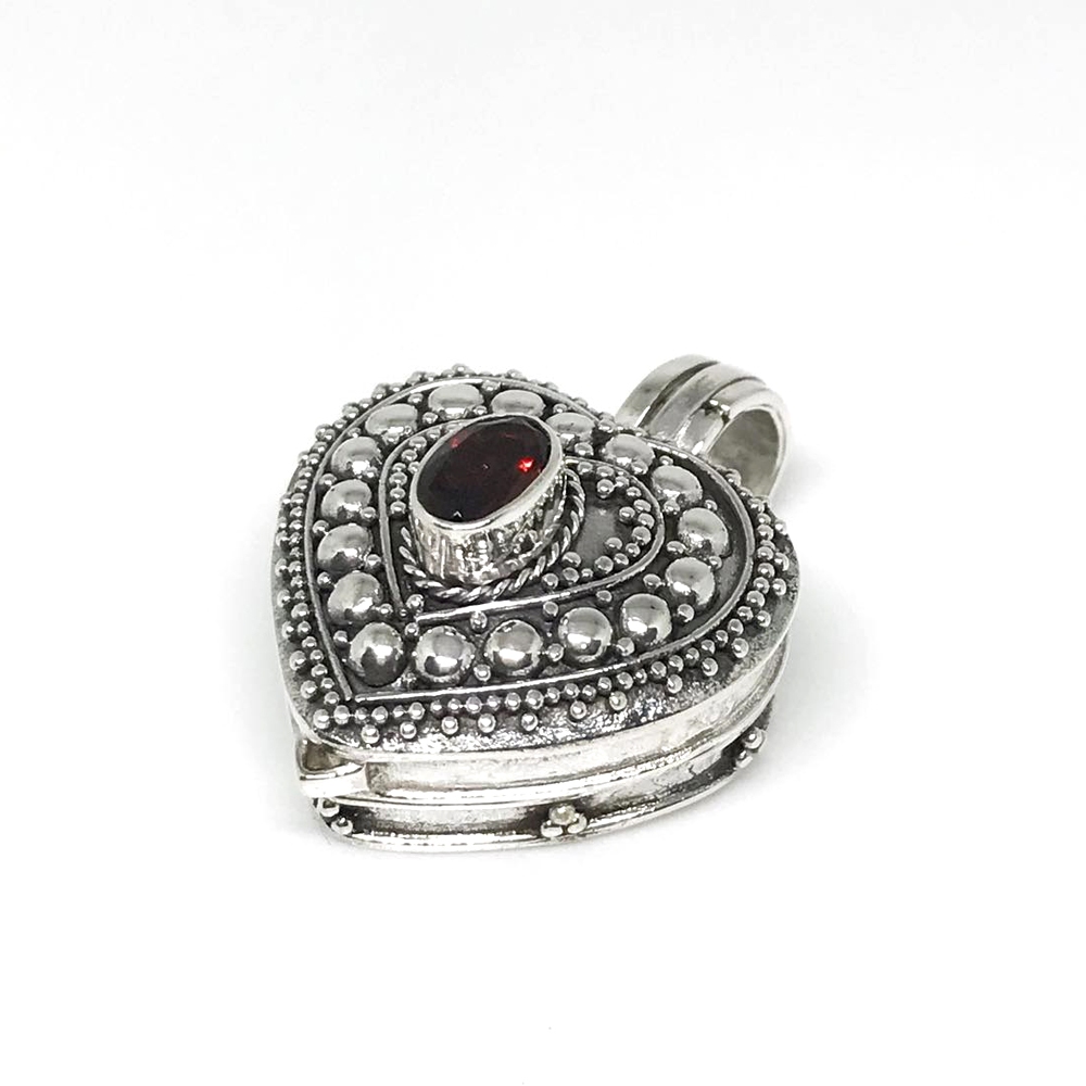 Liontin Kalung Pendant Perak Silver Bali Bayi Box Buka Tutup Jantung Hati Love Jawan Batu Garnet Asl