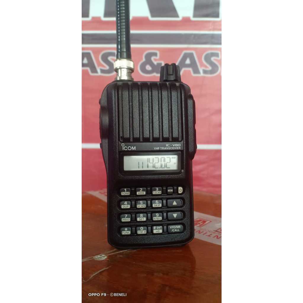 HT ICOM V80 MADE IN JAPAN ICOM IC V80 ORIGINAL Handy Talky Icom V 80 FREKUENSI VHF NORMAL