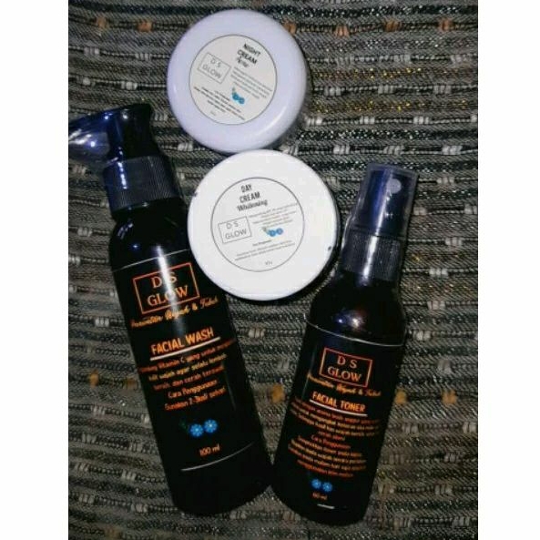 DS Glow ACNE Skincare untuk berjerawat