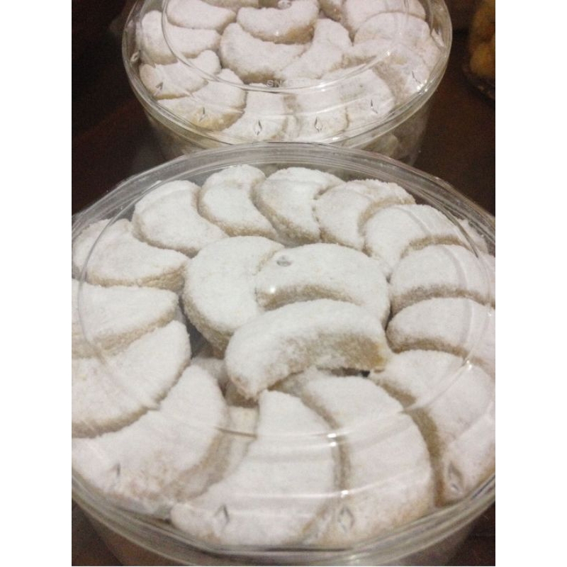 

KUE KERING PUTRI SALJU BIKIN NAGIH KUE LEBARAN TUK KELUARGA