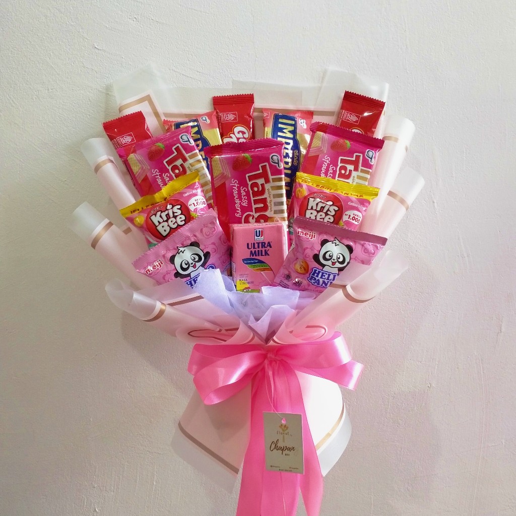 

Buket Snack Pink Kado Ultah Wisuda Anniv Medium by Chapan Box