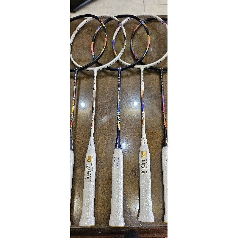 Raket Badminton HNDRD ROCK R8