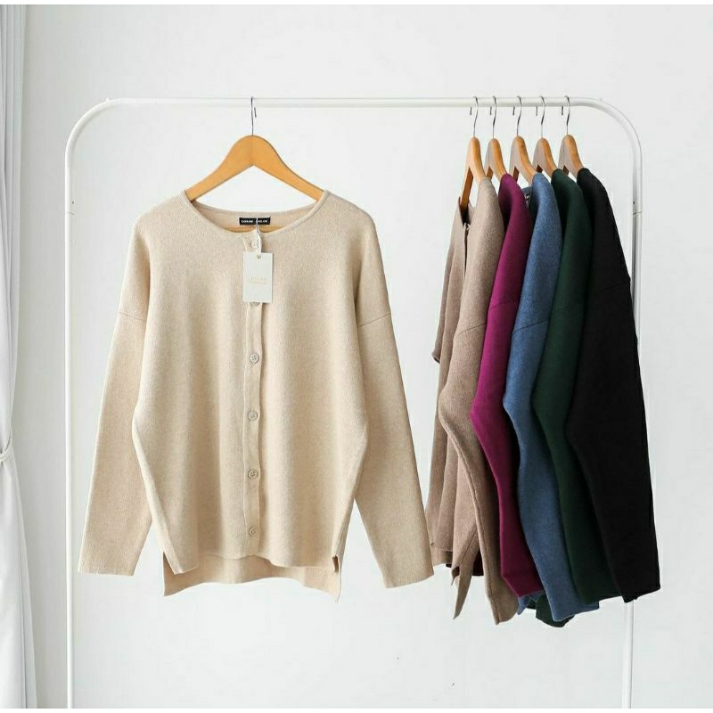 Simple Cardigan by Loilok