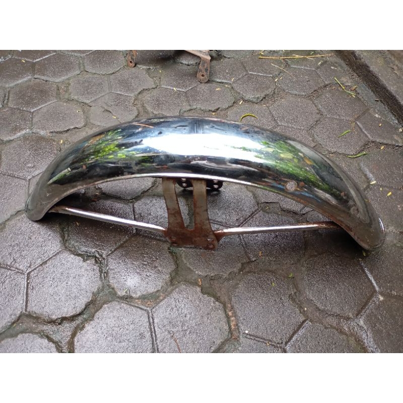 Spakbor depan yamaha rx100