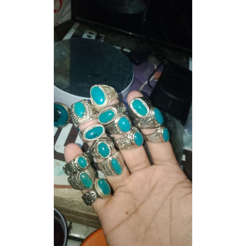 bacan Doko majiko giwang