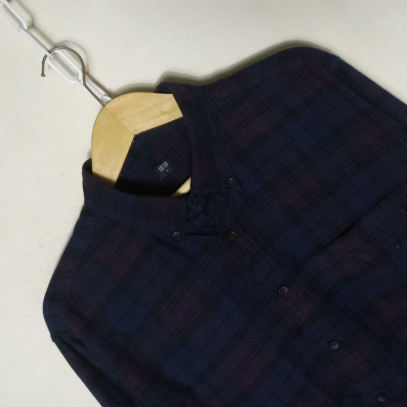 [Flannel Uniqlo] Kemeja Flanel Plaid Button Down Long Sleeve Shirt Navy Ungu Size XL