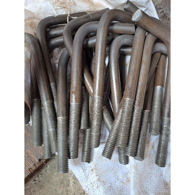angkur L besi m16 x 400mm x 100mm / iron anchorbolt L 5/8×40cm×10cm plus 2mur 1ringplat