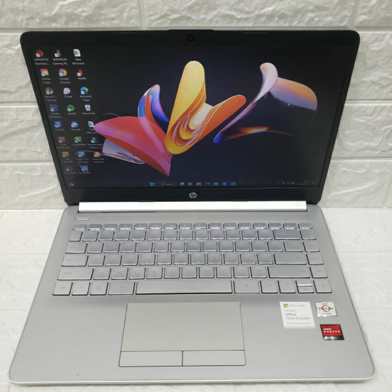 Laptop HP 14s-DK1507AU | AMD Athlon Silver 3050U| RAM 4GB | SSD 512GB