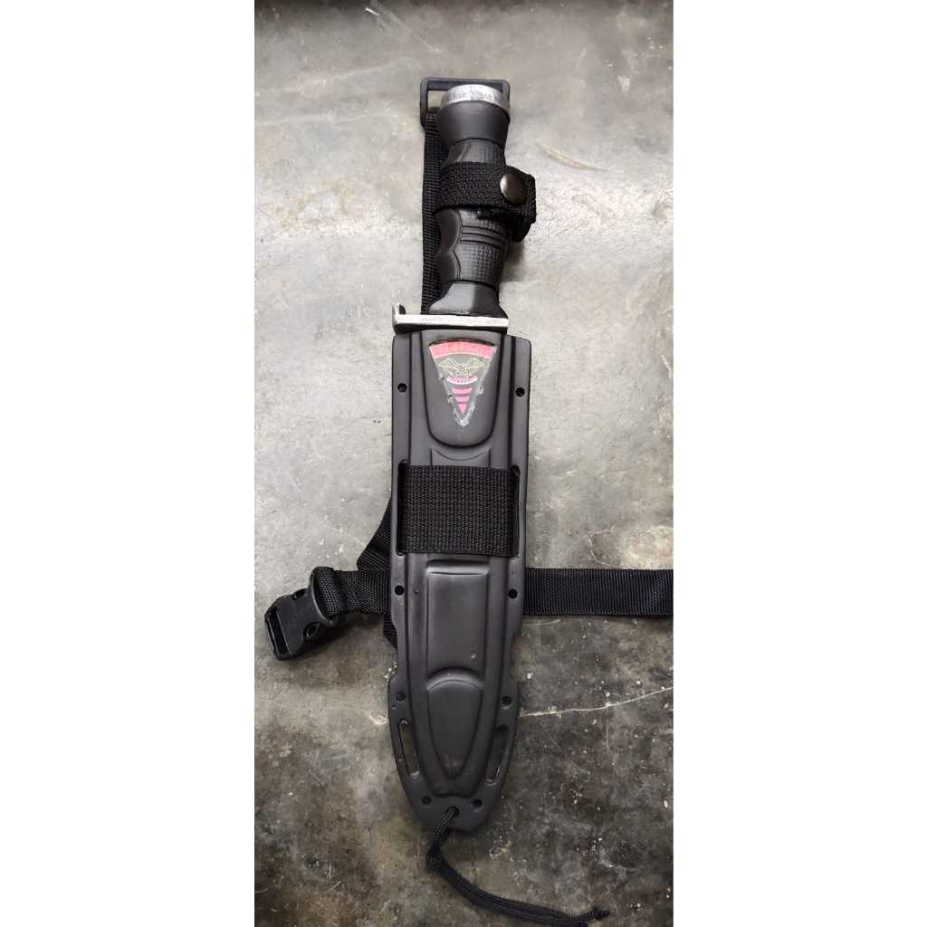 PISAU KOMANDO BERBURU HUIKING SURVIVAL