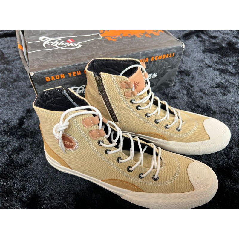 sepatu sage×teh botol sosro original premium