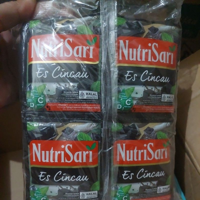 

Nutrisari rasa es cincau 1 renteng isi 10 pcs