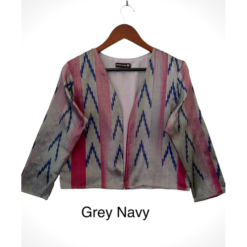 Outer tenun ikat Sengkang