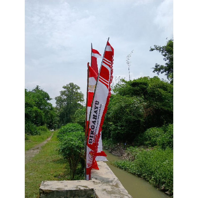 UMBUL UMBUL BANDIR DIRGAHAYU