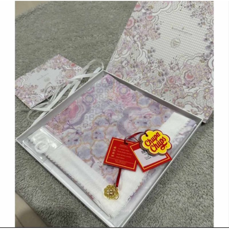 Buttonscarves x chupa chup coconut