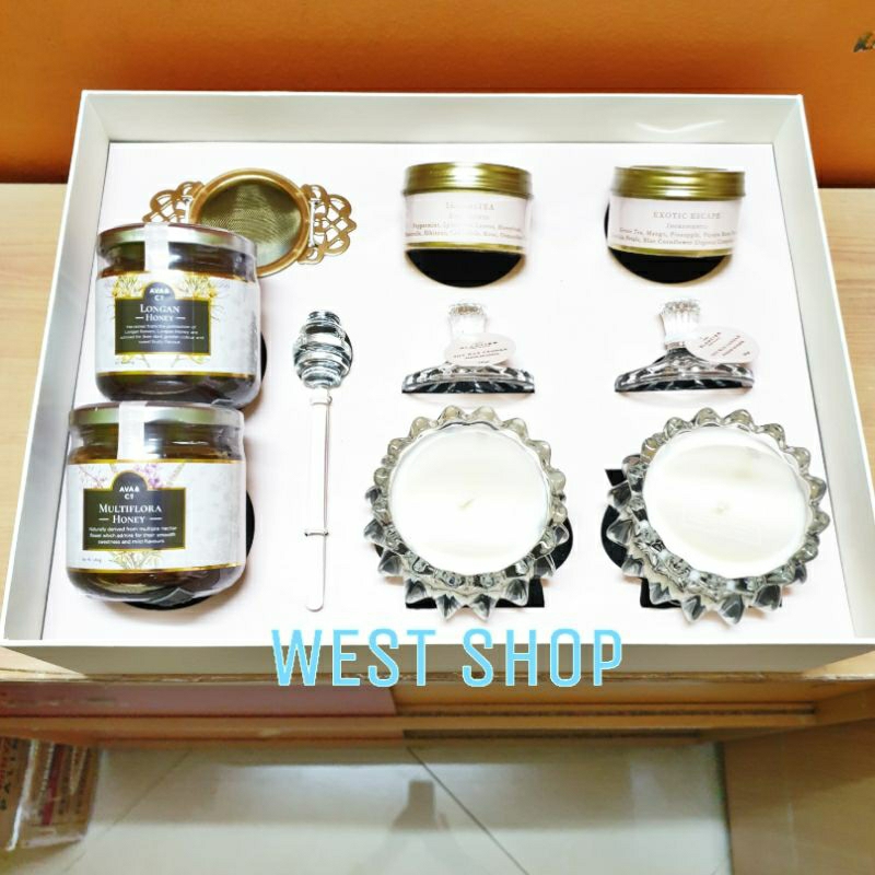 

Hampers Premium / Hamper Natal/ Parcel Premium / Kaya Tea Organic / Elantier / Ava & Co