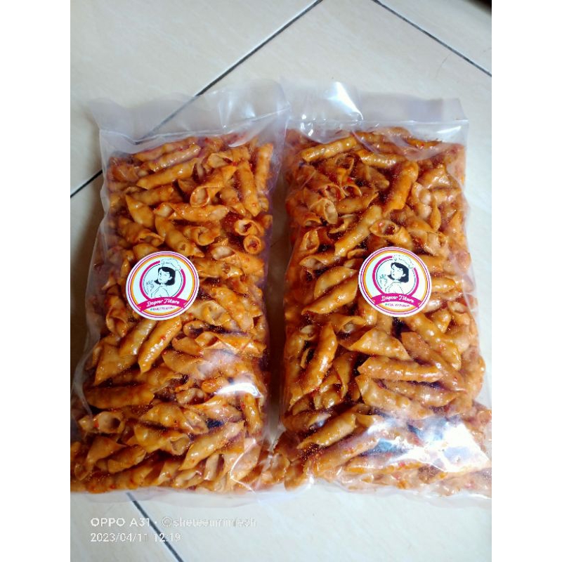 

kacang umpet pedas manis 500gram