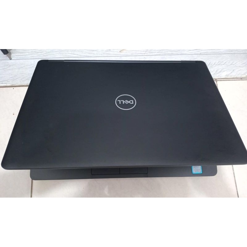 Laptop dell latitude 7390
