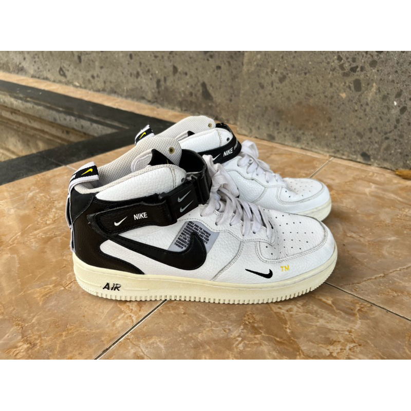 SEPATU NIKE AIR FORCE 1 HIGH UTILITY PREMIUM
