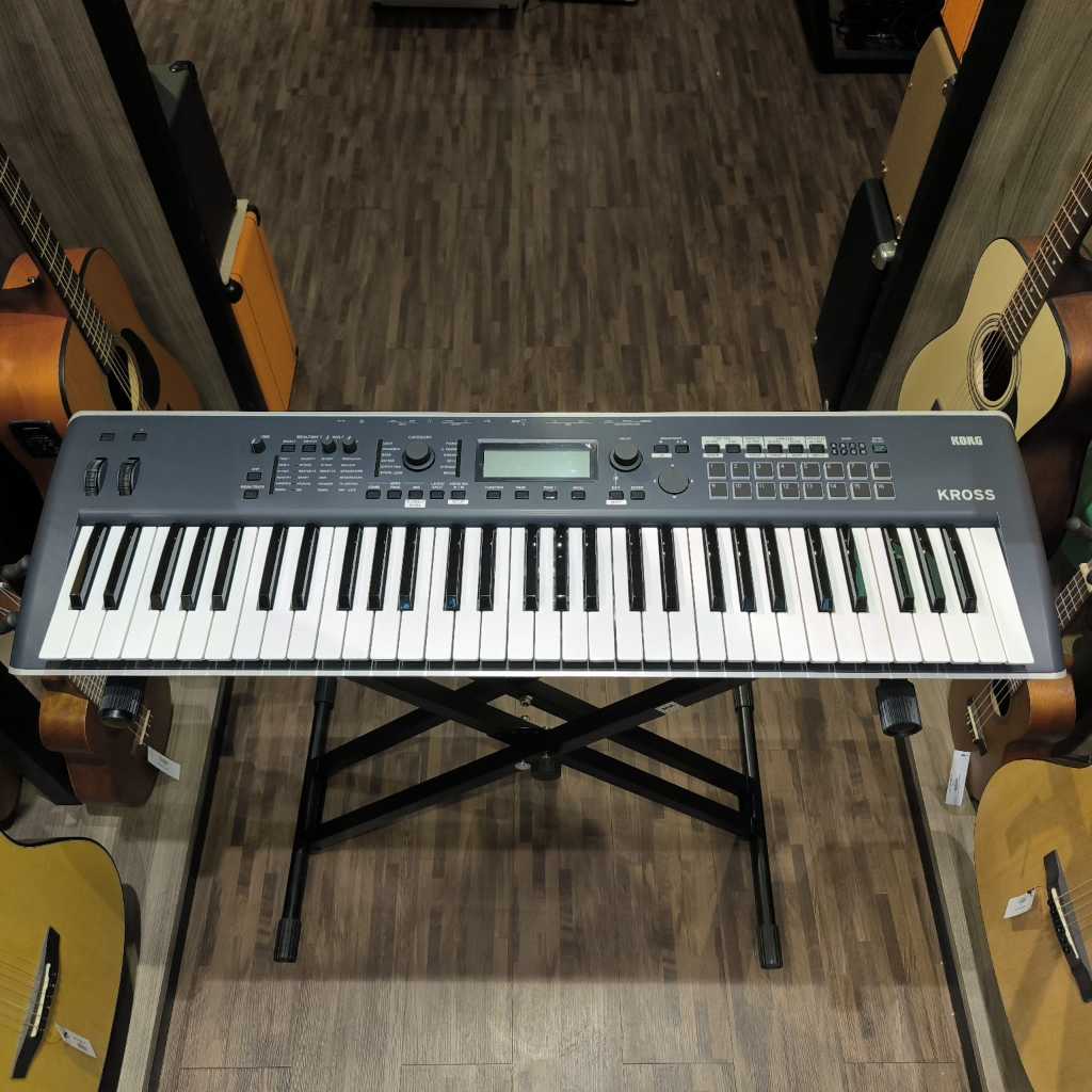 Synthesizer Korg Kross 2 61 Key Keyboard Korg Kross2 61 Key