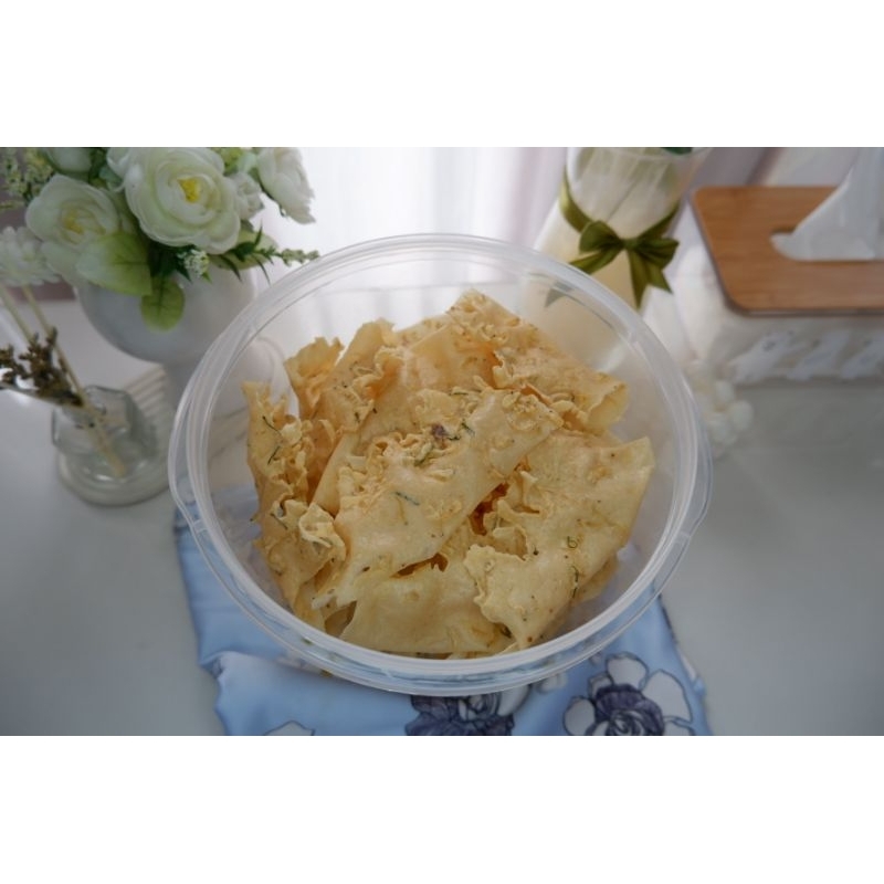 

Rempeyek Kacang, Udang Rebon dan Teri Medan