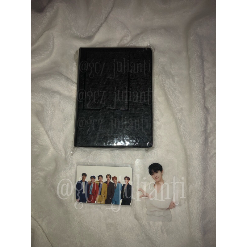 Monsta X - Olny Collect Book Connect Tour 2P Free PC Group + Clear PC Changkyun