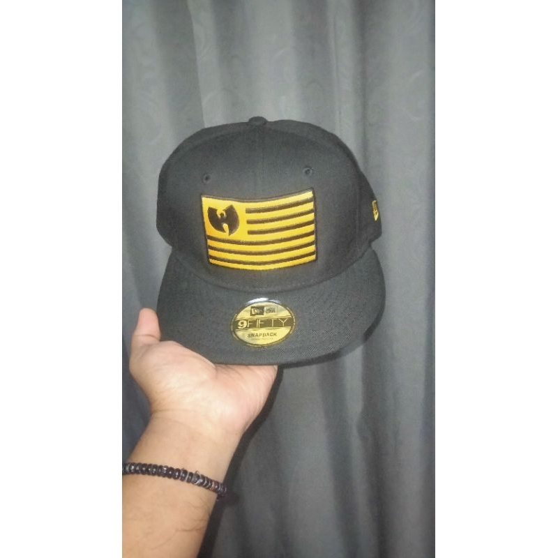 Topi New Era Wutang Flag