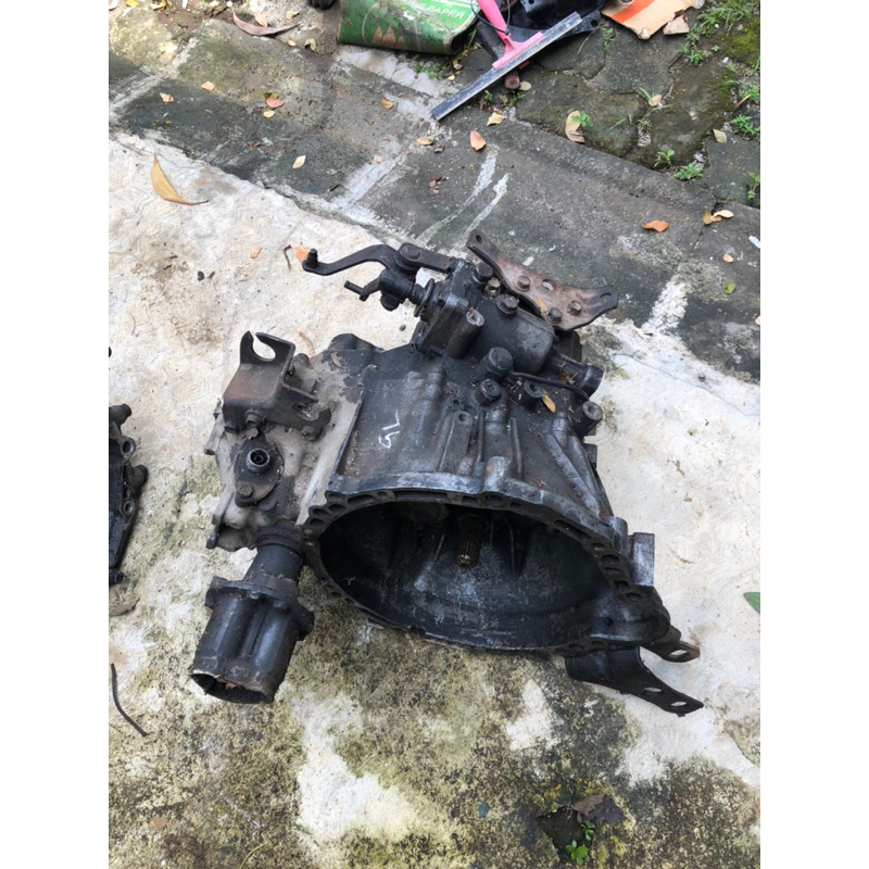 TRANSMISI/PERSENELING COROLLA GL 84-85 COPOTAN ORI