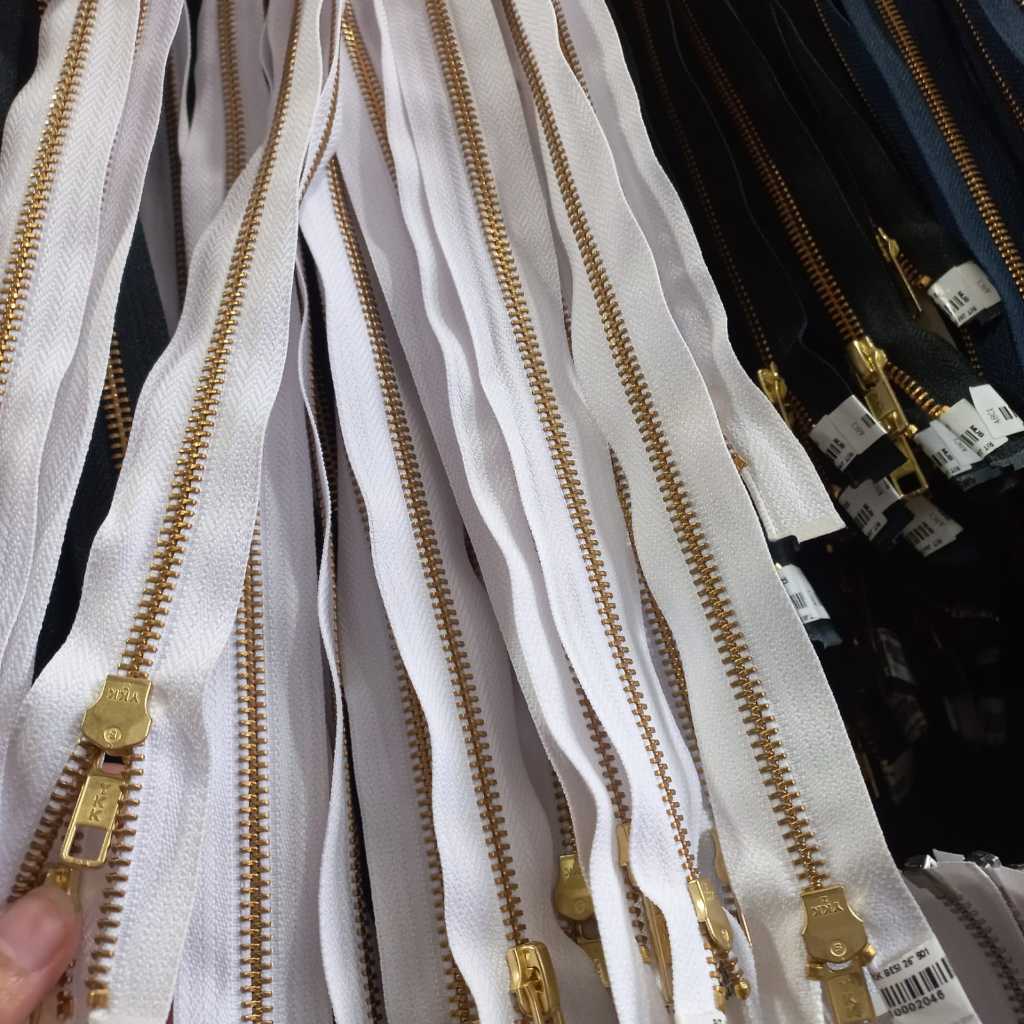 Perlusin Resleting Jaket YKK Besi /Rit Jaket/ resleting jaket / resleting /Zipper/Putih