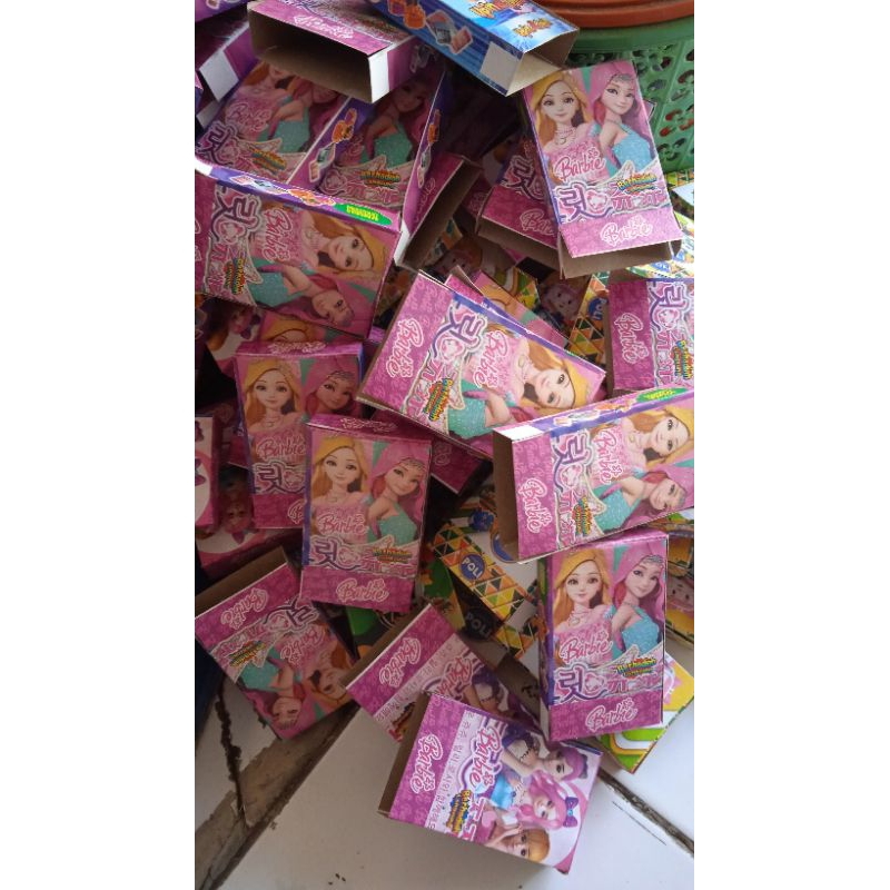 

kotak kado isi 100pcs ukuran 7x9cm