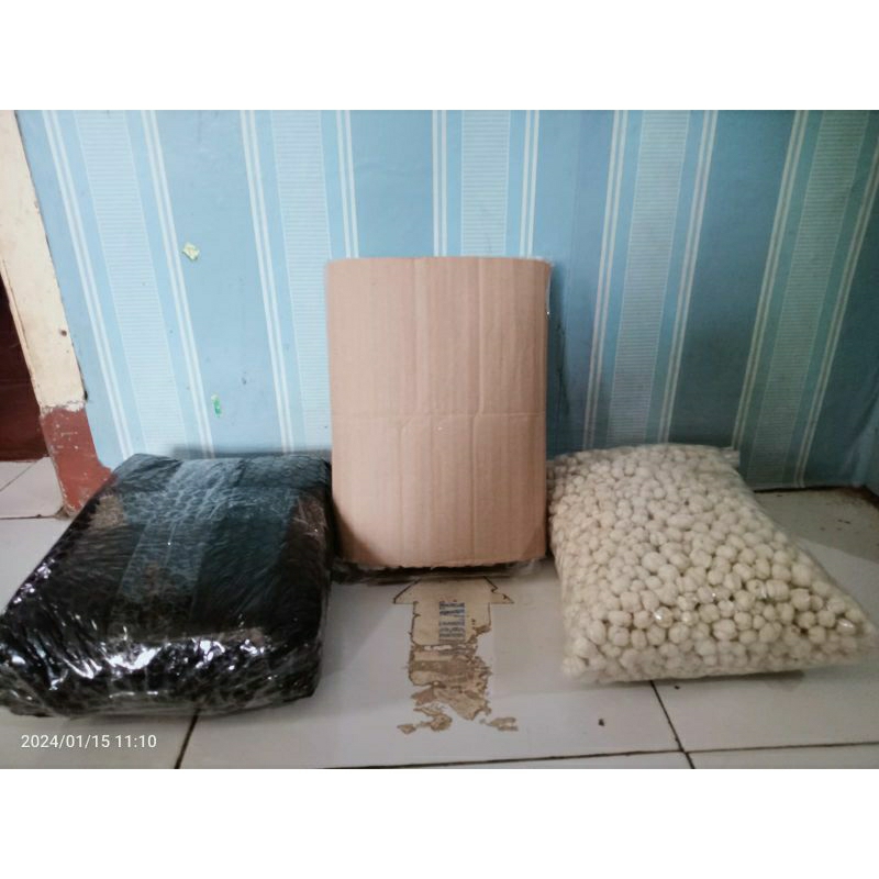 

pink pilus Kencur /Sukro cikur 1kg renyah gak keras toping seblak baso aci dan untuk cemilan rumahan